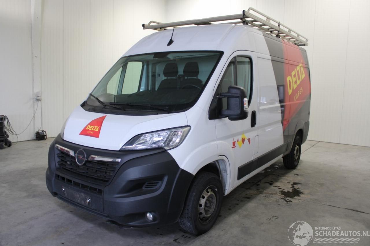 Opel Movano 