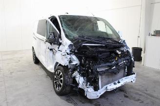 Ford Transit Custom  picture 2