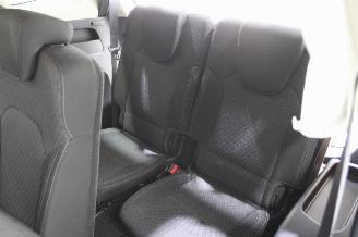 Kia Carens  picture 12