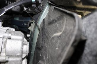Kia Carens  picture 18