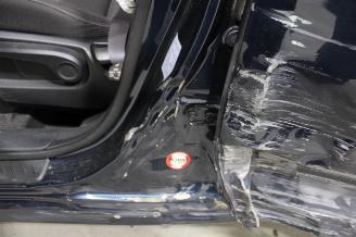 Kia Carens  picture 22