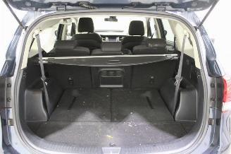 Kia Carens  picture 21
