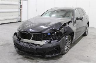 Coche accidentado BMW 5-serie 530 2023/6