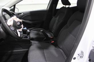 Renault Clio  picture 10