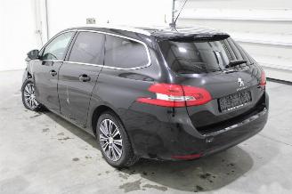 Peugeot 308  picture 4