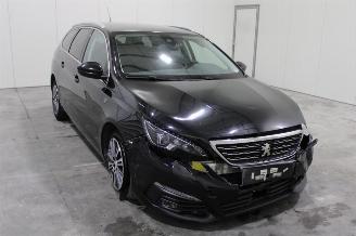 Peugeot 308  picture 2