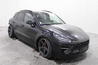 Porsche Macan  picture 2