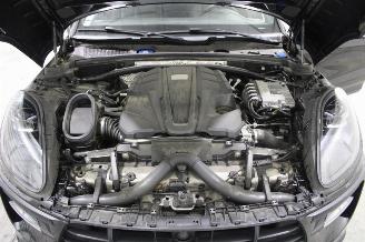 Porsche Macan  picture 15
