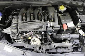 Peugeot 2008  picture 14