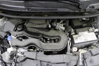 Peugeot 108  picture 14