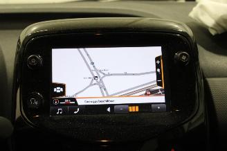 Peugeot 108  picture 13