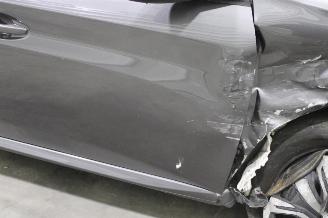 Peugeot 208  picture 7
