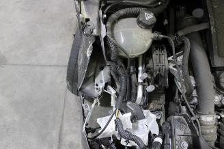 Peugeot 208  picture 22