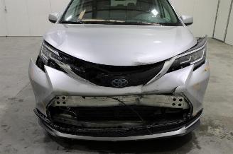 Toyota Sienna  picture 6
