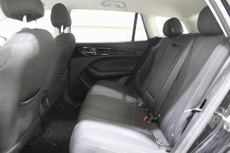 MG MG5  picture 11
