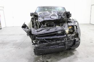 Land Rover Defender  picture 7