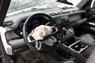 Land Rover Defender  picture 10