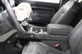 Land Rover Defender  picture 25