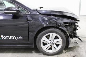 Volkswagen Golf  picture 7