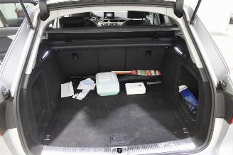 Audi A4  picture 20