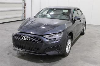 Salvage car Audi A3  2022/6