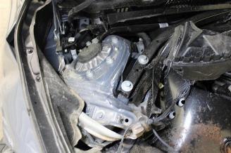 BMW iX1  picture 16