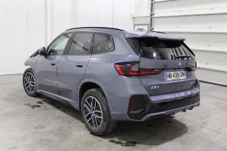 BMW iX1  picture 4