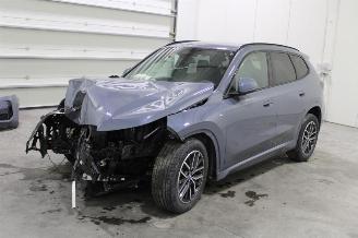 Schadeauto BMW iX1  2025/2