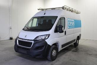 Vaurioauto  passenger cars Peugeot Boxer  2022/1