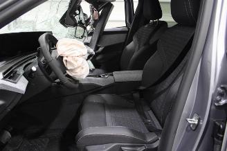Peugeot 3008  picture 11