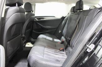 BMW 5-serie 520 picture 12