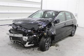 Schadeauto Mercedes B-klasse B 200 2023/9