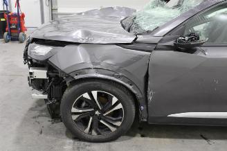 Peugeot 2008  picture 5