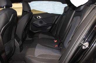 BMW 1-serie 118 picture 12