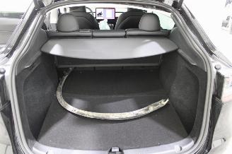 Tesla Model Y  picture 19
