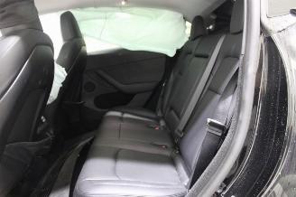 Tesla Model Y  picture 11