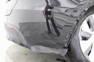 Tesla Model Y  picture 7