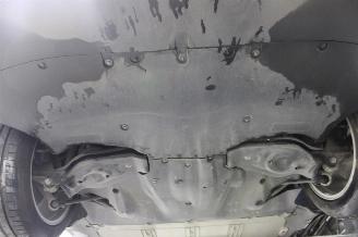 Tesla Model Y  picture 16