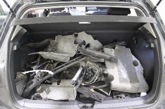 Volkswagen Golf  picture 22