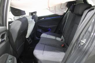 Volkswagen Golf  picture 10