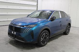 Sloopauto Peugeot 3008  2025/1