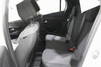 Peugeot 208  picture 12