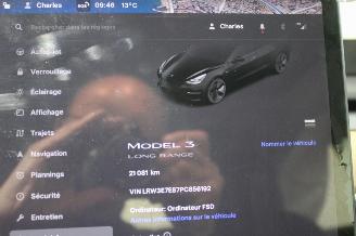 Tesla Model 3  picture 11