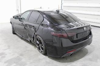Alfa Romeo Giulia  picture 4