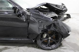 Alfa Romeo Giulia  picture 7