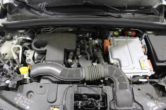 Renault Captur  picture 13