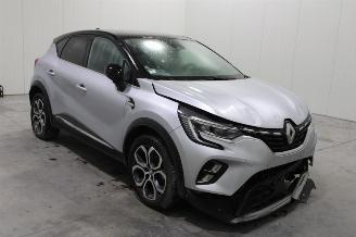 Renault Captur  picture 2