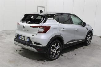 Renault Captur  picture 3