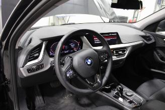 BMW 1-serie 118 picture 5
