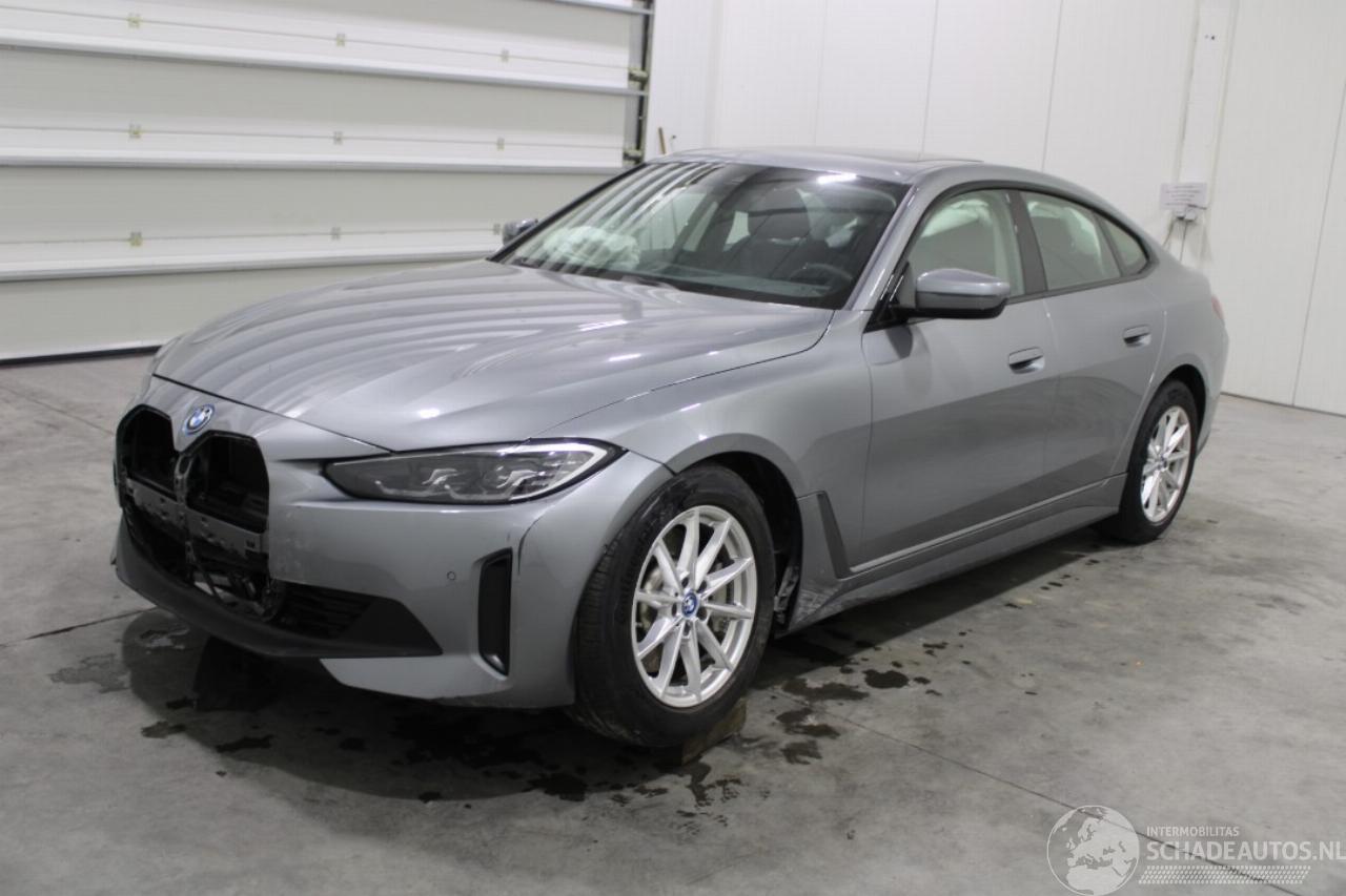 BMW i4 